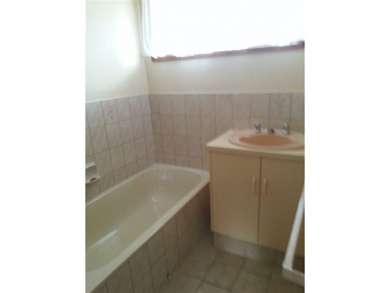 5 Ogwell Crescent, Reynella East SA 5161