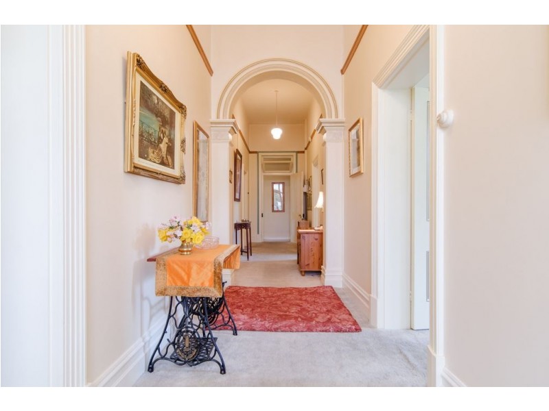 58 Crozier Road, Victor Harbor SA 5211