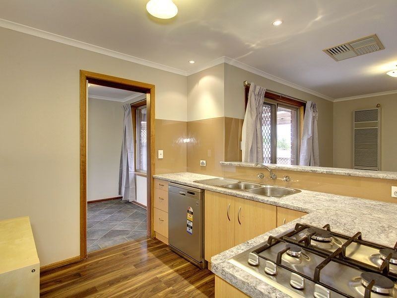 35 Martinique Drive, Seaford Rise SA 5169