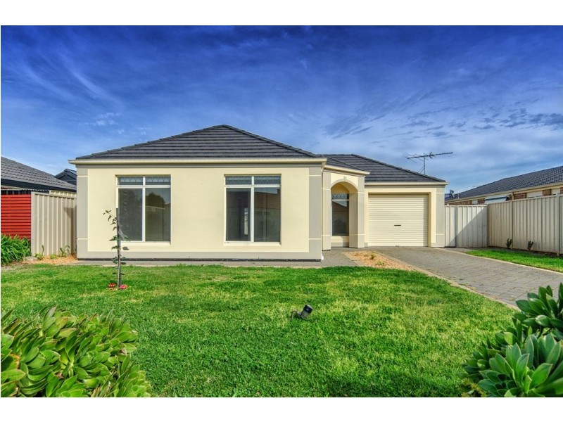 38 Barracoota Crescent, Aldinga Beach SA 5173