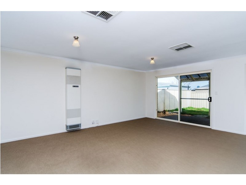 38 Barracoota Crescent, Aldinga Beach SA 5173