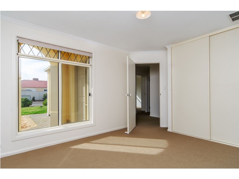 38 Barracoota Crescent, Aldinga Beach SA 5173