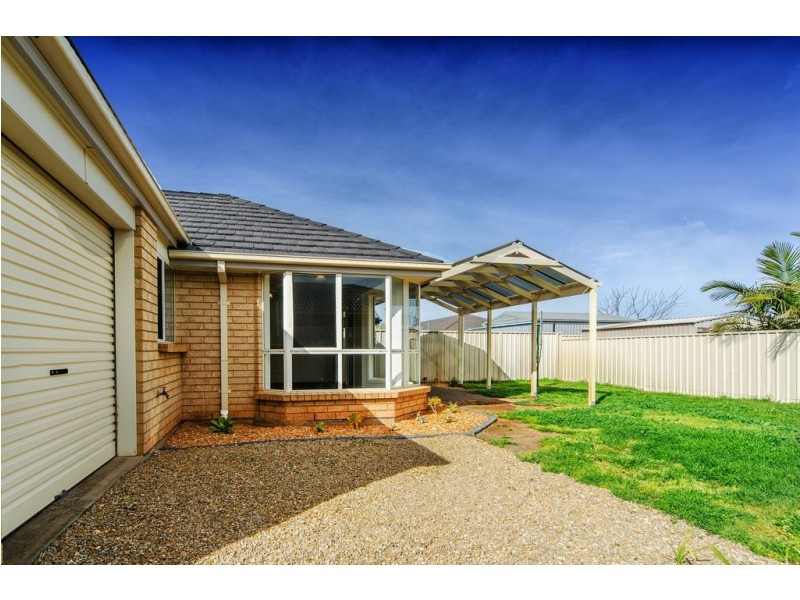 38 Barracoota Crescent, Aldinga Beach SA 5173