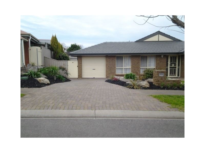 15 Bathbank Crescent, Sheidow Park SA 5158