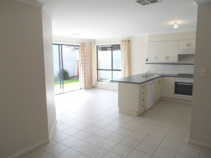 33 Cliff Avenue, Port Noarlunga South SA 5167