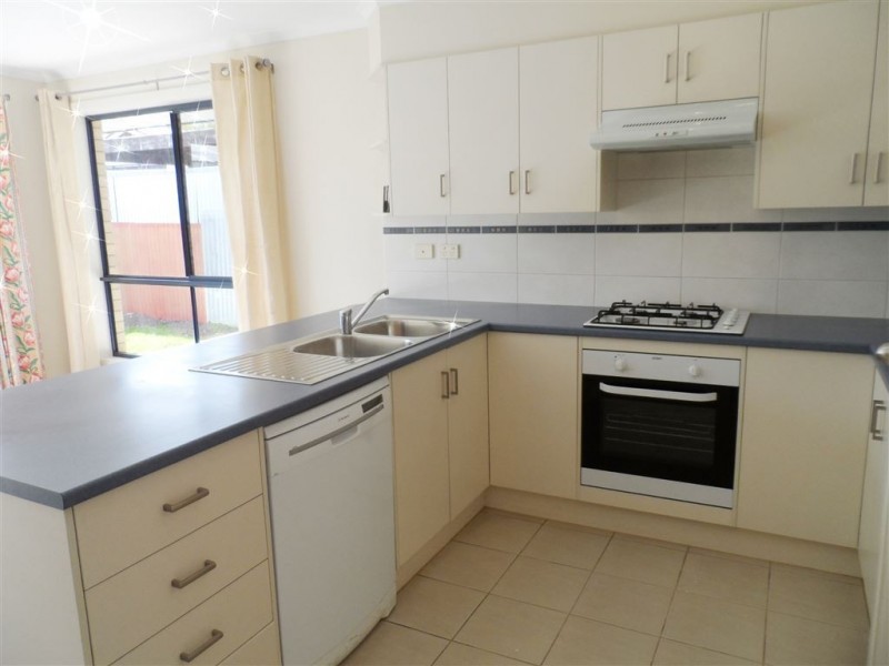 33 Cliff Avenue, Port Noarlunga South SA 5167