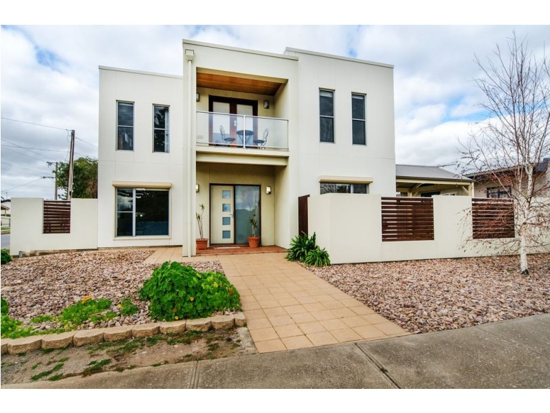 8 Hinton Street, Port Noarlunga SA 5167