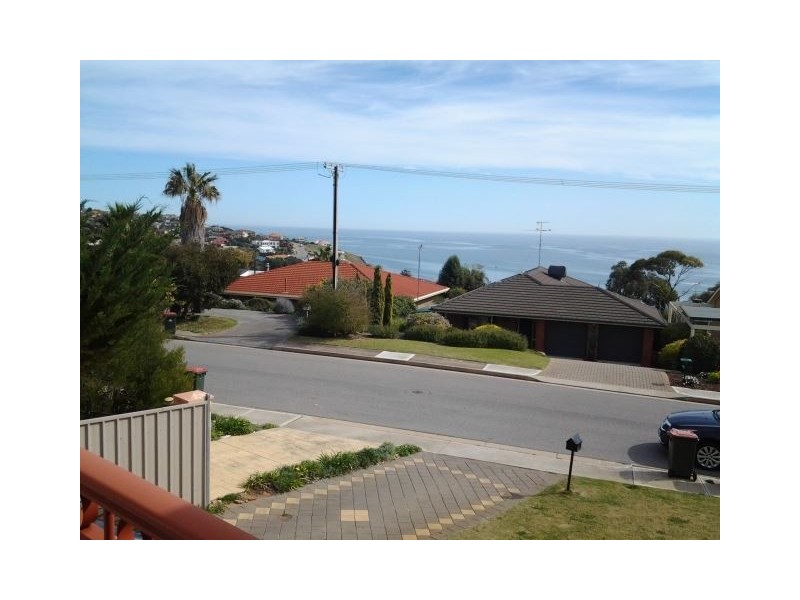 12 St Vincents Avenue, Hallett Cove SA 5158