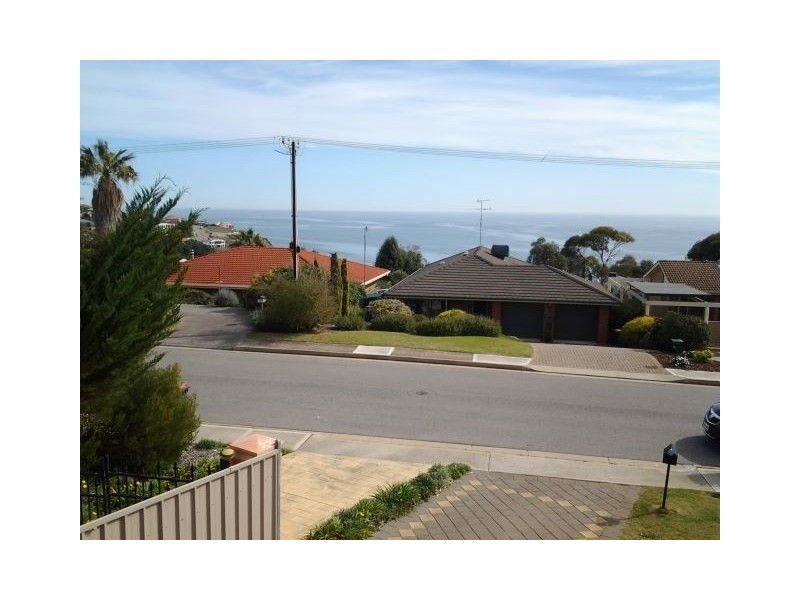12 St Vincents Avenue, Hallett Cove SA 5158