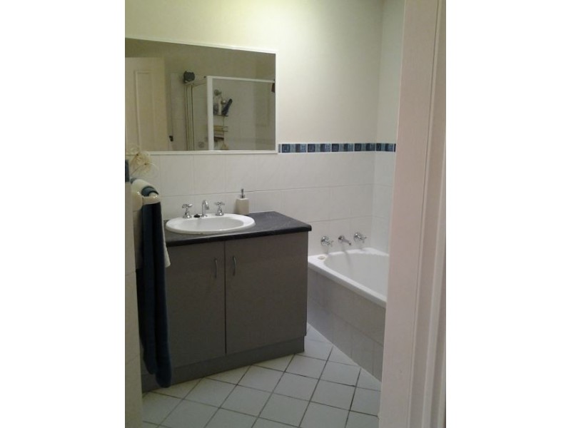 12 St Vincents Avenue, Hallett Cove SA 5158