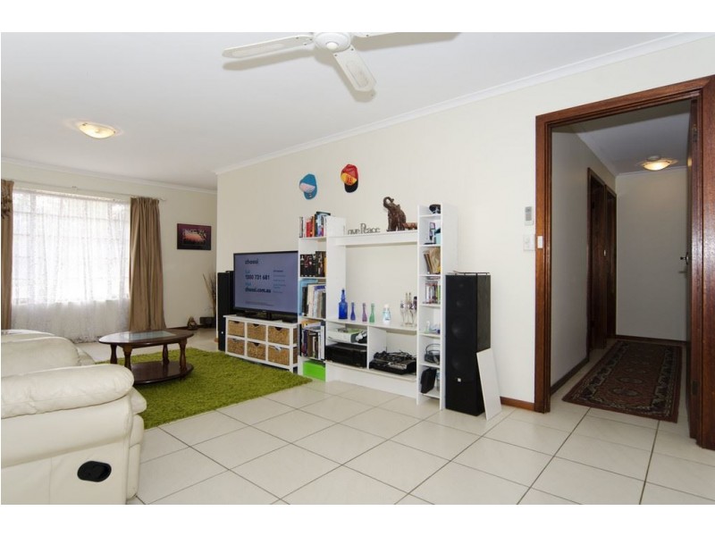 1/2 Bohun Place, Moana SA 5169