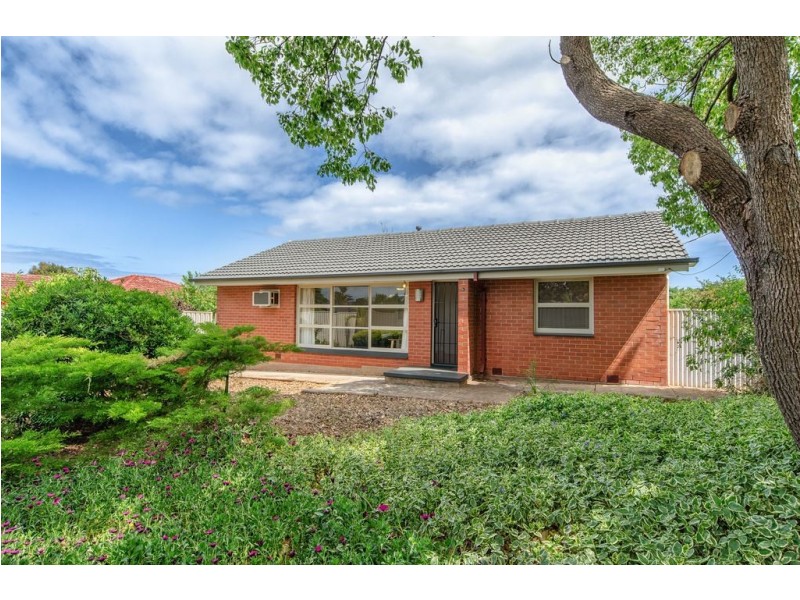 31 McKinna Road, Christie Downs SA 5164