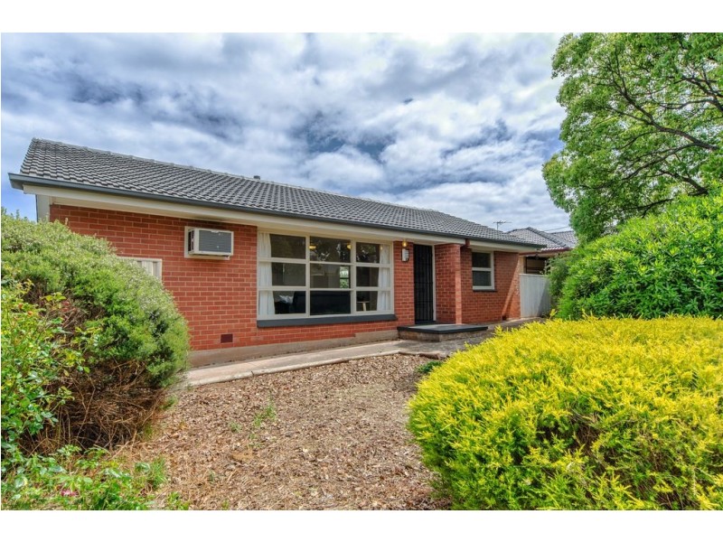 31 McKinna Road, Christie Downs SA 5164