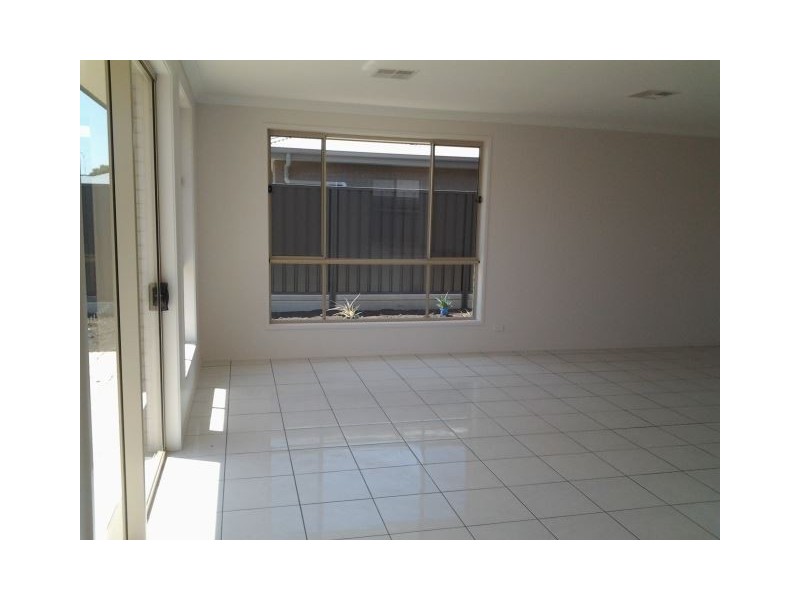 2 Park Court, Seaford SA 5169