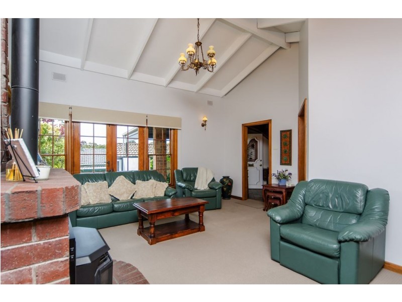 3 Wyoming Way, Happy Valley SA 5159