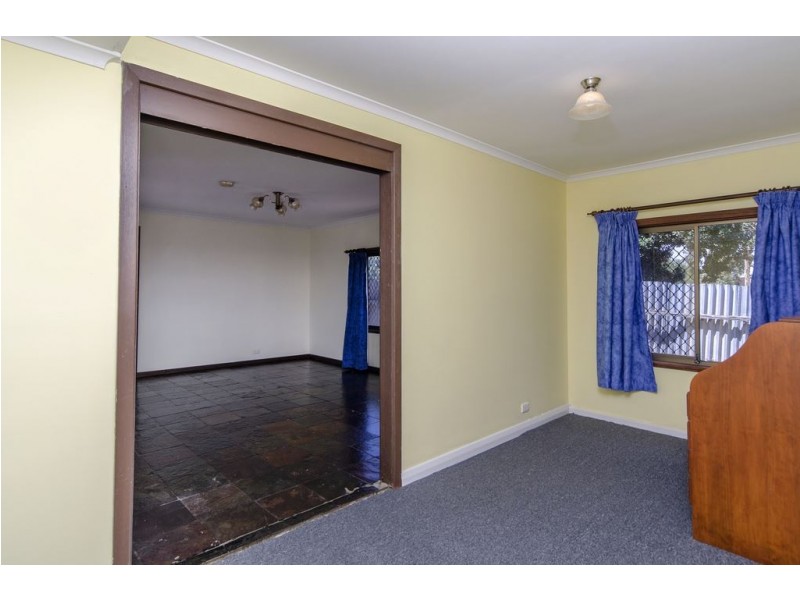 18 Grazing Avenue, Morphett Vale SA 5162