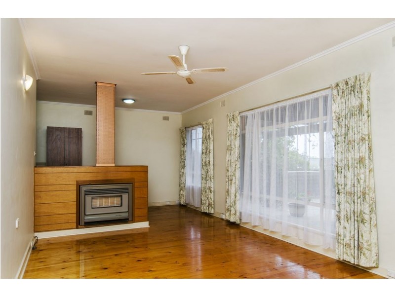 16 Parham Crescent, Port Noarlunga SA 5167