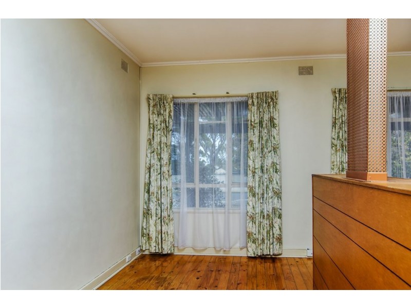 16 Parham Crescent, Port Noarlunga SA 5167