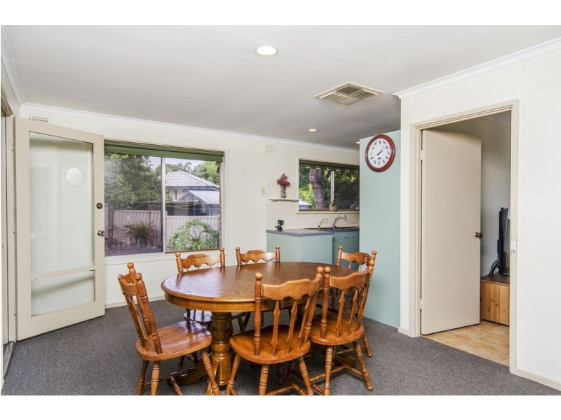 10 Jonwyn Close, Reynella SA 5161