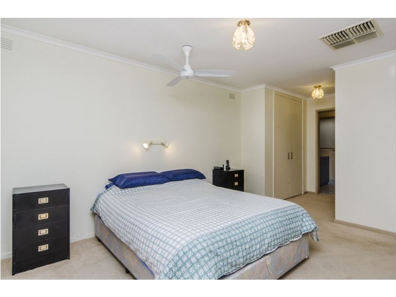 10 Jonwyn Close, Reynella SA 5161