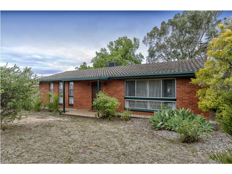 13 Lynlee Crescent, Huntfield Heights SA 5163