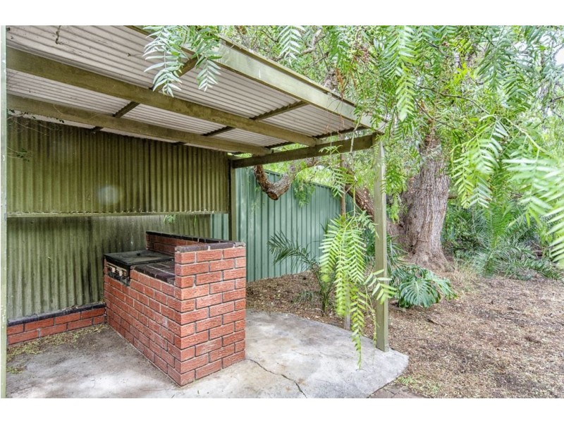 13 Lynlee Crescent, Huntfield Heights SA 5163