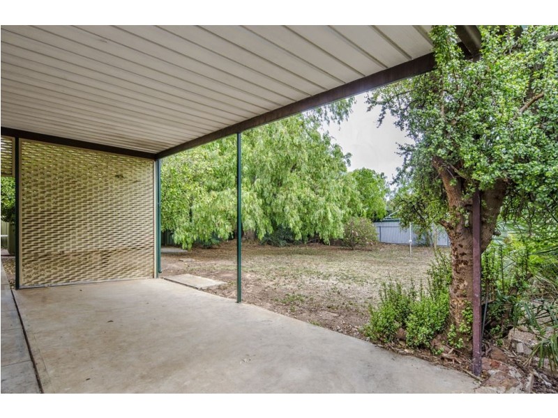 13 Lynlee Crescent, Huntfield Heights SA 5163
