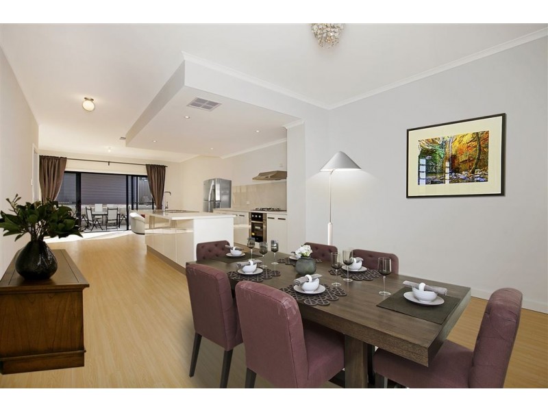 31A School Oval Dr, Christie Downs SA 5164