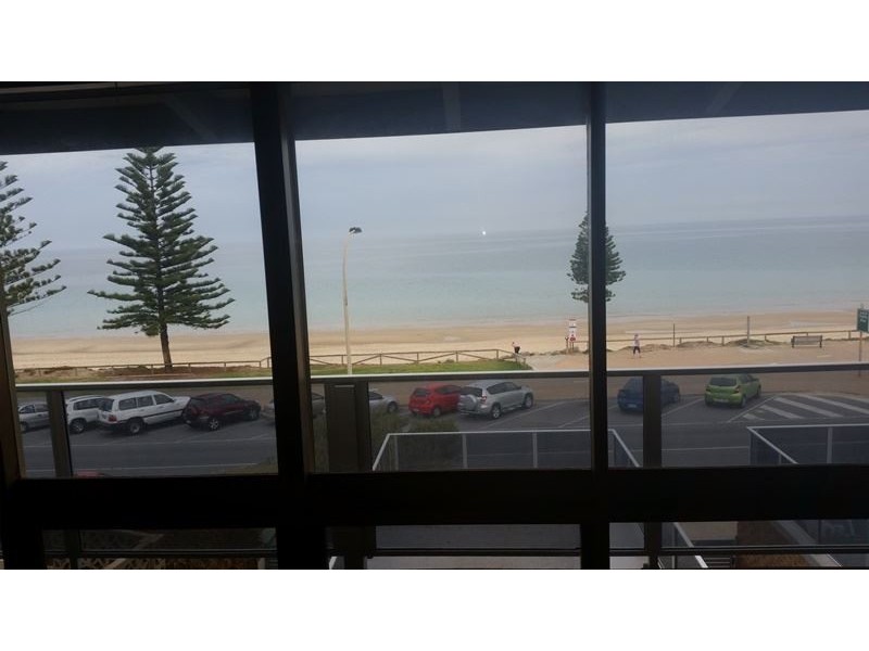3/15 Esplanade, Christies Beach SA 5165