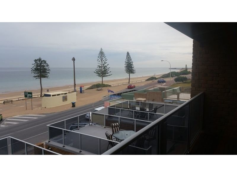 3/15 Esplanade, Christies Beach SA 5165