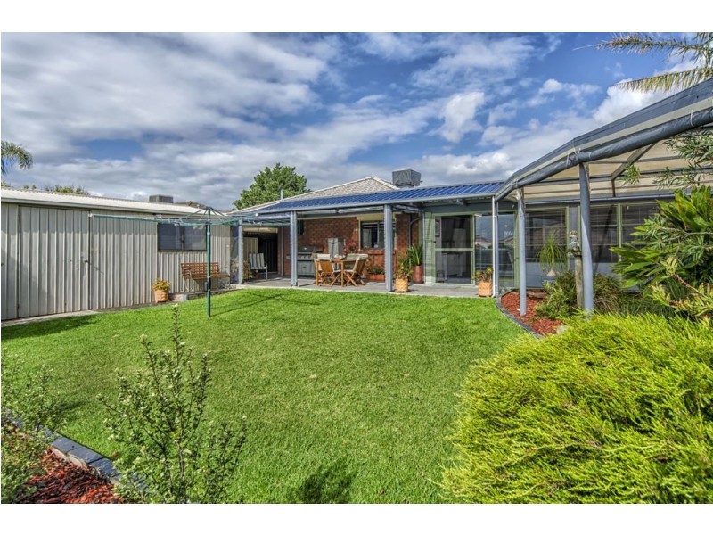 8 Karko Drive, Moana SA 5169