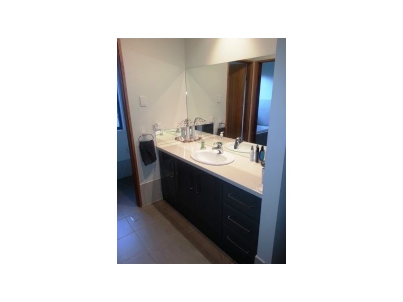 16 Nigel Lane, Hackham SA 5163