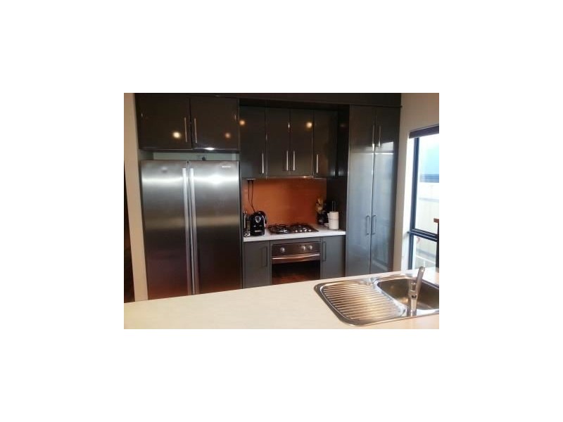 16 Nigel Lane, Hackham SA 5163