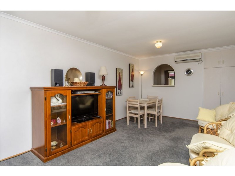 2/54 Wheatsheaf Road, Morphett Vale SA 5162