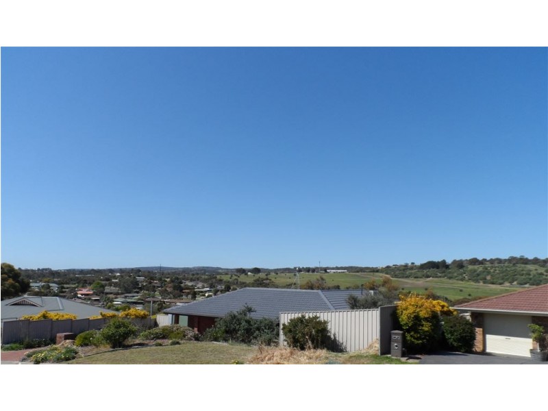 15 Featherstone Drive, Huntfield Heights SA 5163