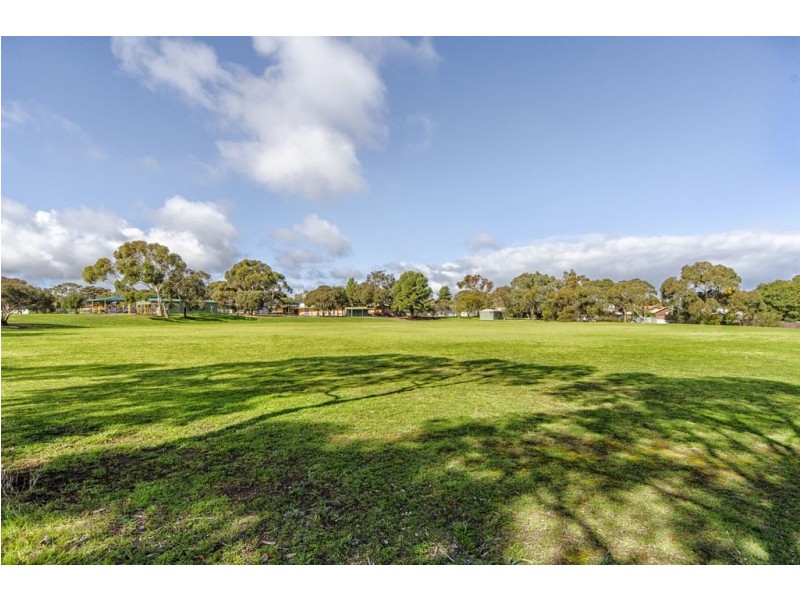 13 Tenterton Road, Christie Downs SA 5164