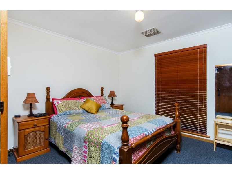1A Regency Road, Happy Valley SA 5159