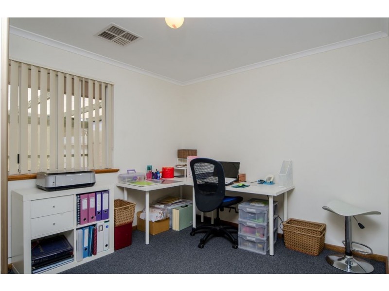 1A Regency Road, Happy Valley SA 5159