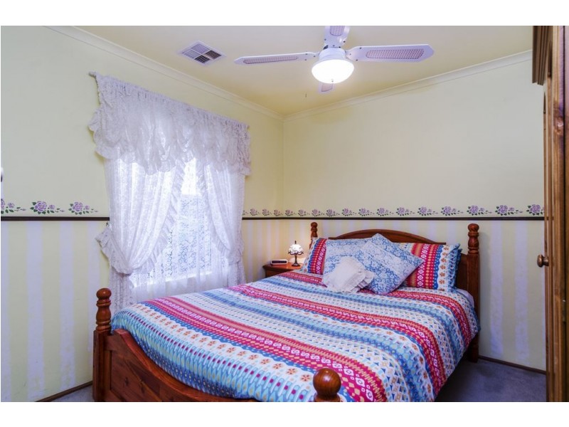 12 Bachmann Avenue, Old Reynella SA 5161