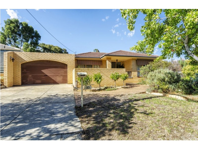 10 Leonard Road, Morphett Vale SA 5162