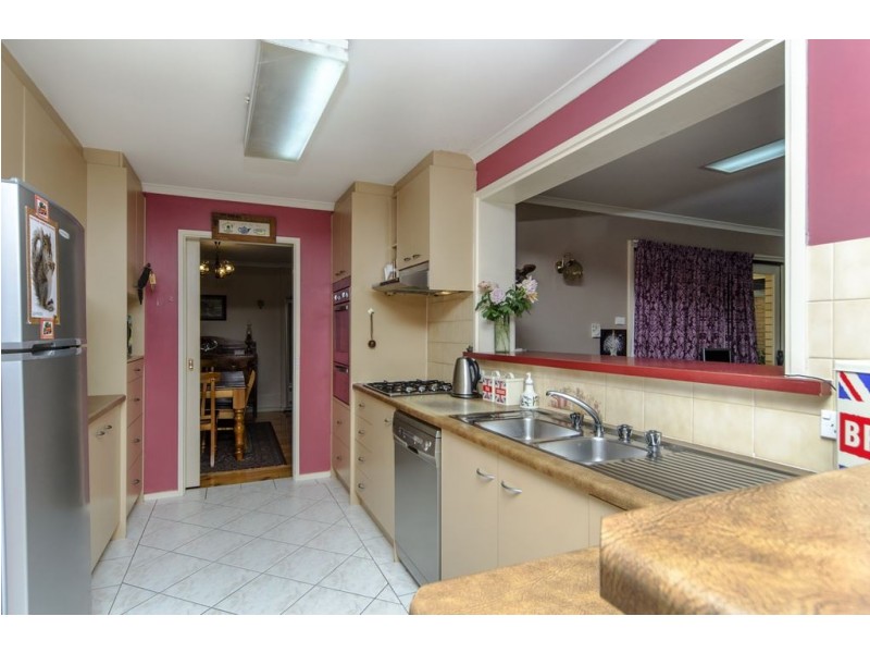 10 Leonard Road, Morphett Vale SA 5162