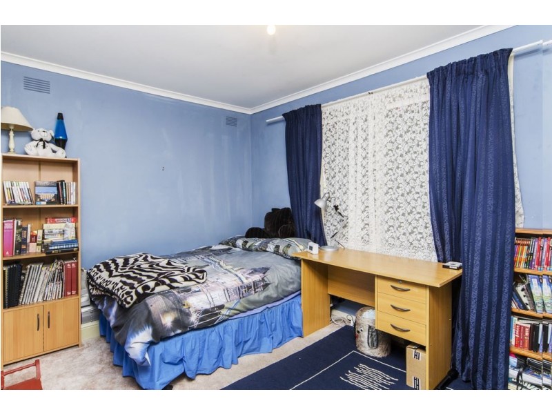 10 Leonard Road, Morphett Vale SA 5162