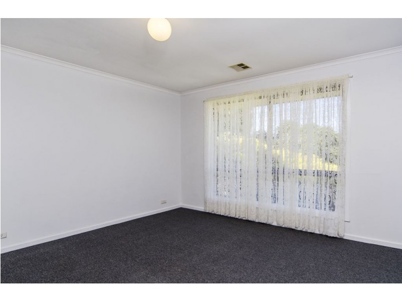 7 Featherstone Drive, Huntfield Heights SA 5163