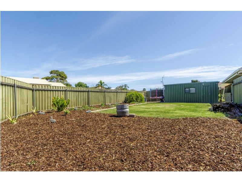 7 Featherstone Drive, Huntfield Heights SA 5163