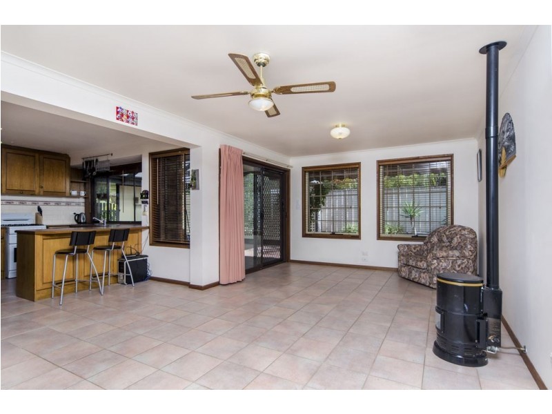 5 Dumphries Street, Flagstaff Hill SA 5159