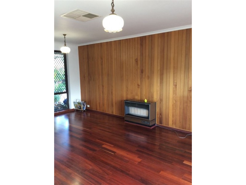 6 Triche Crescent, Hallett Cove SA 5158