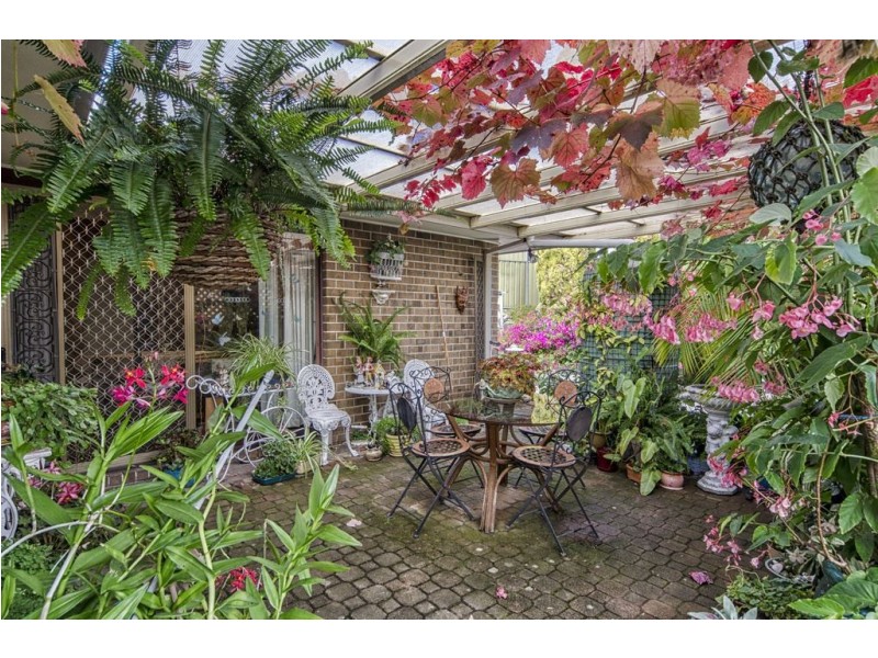 6 Triche Crescent, Hallett Cove SA 5158