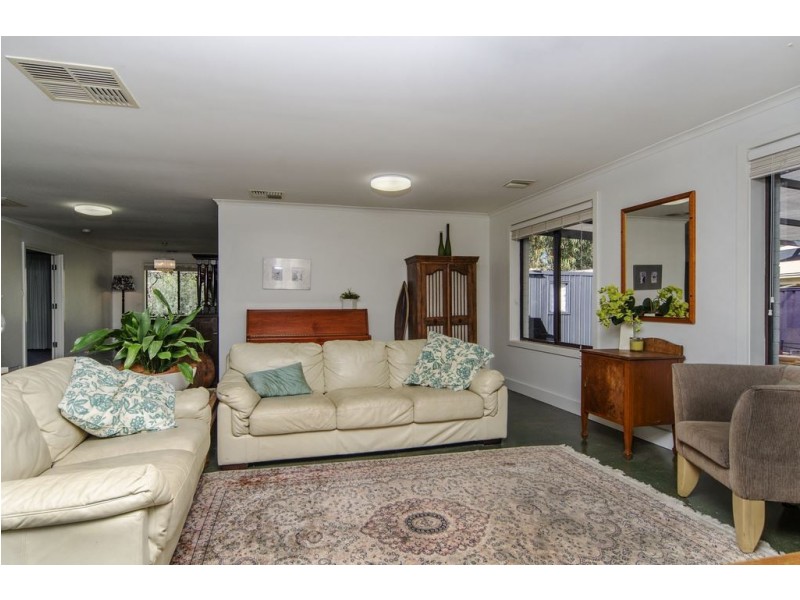 13 Leabrook Place, Morphett Vale SA 5162