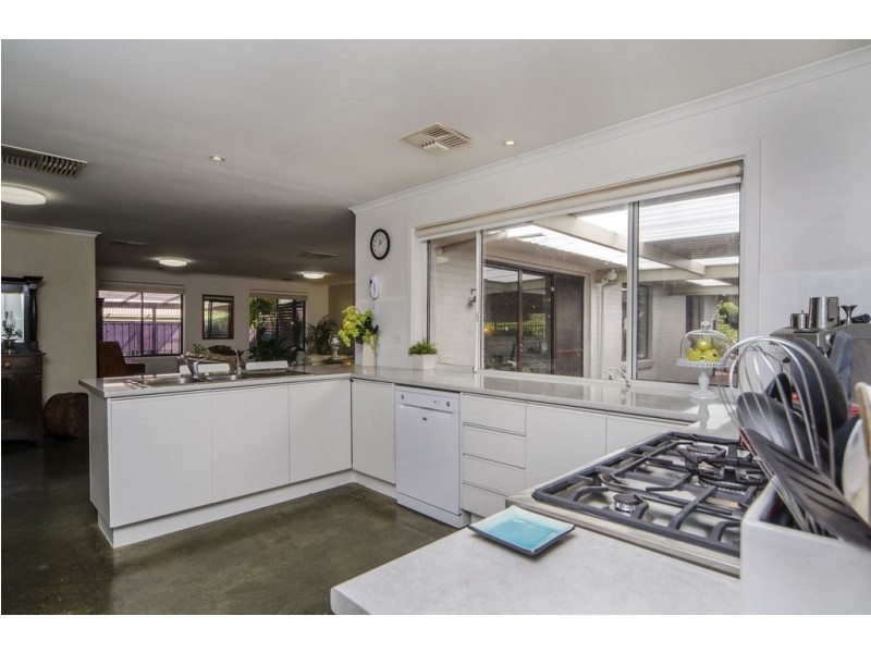 13 Leabrook Place, Morphett Vale SA 5162