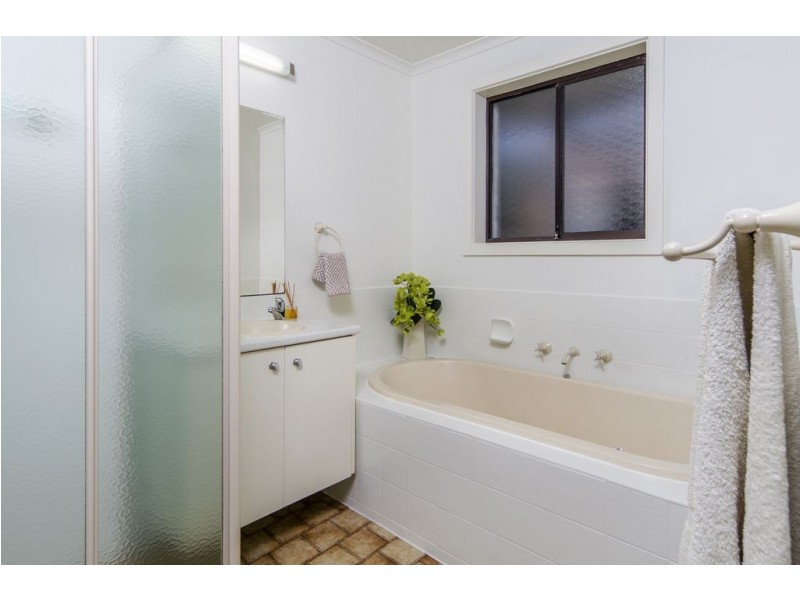 13 Leabrook Place, Morphett Vale SA 5162